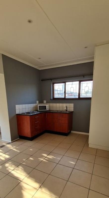To Let 1 Bedroom Property for Rent in Strand Western Cape